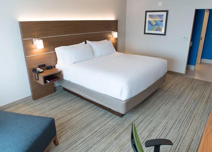 Holiday Inn Express&Suites - Fort Wayne North
