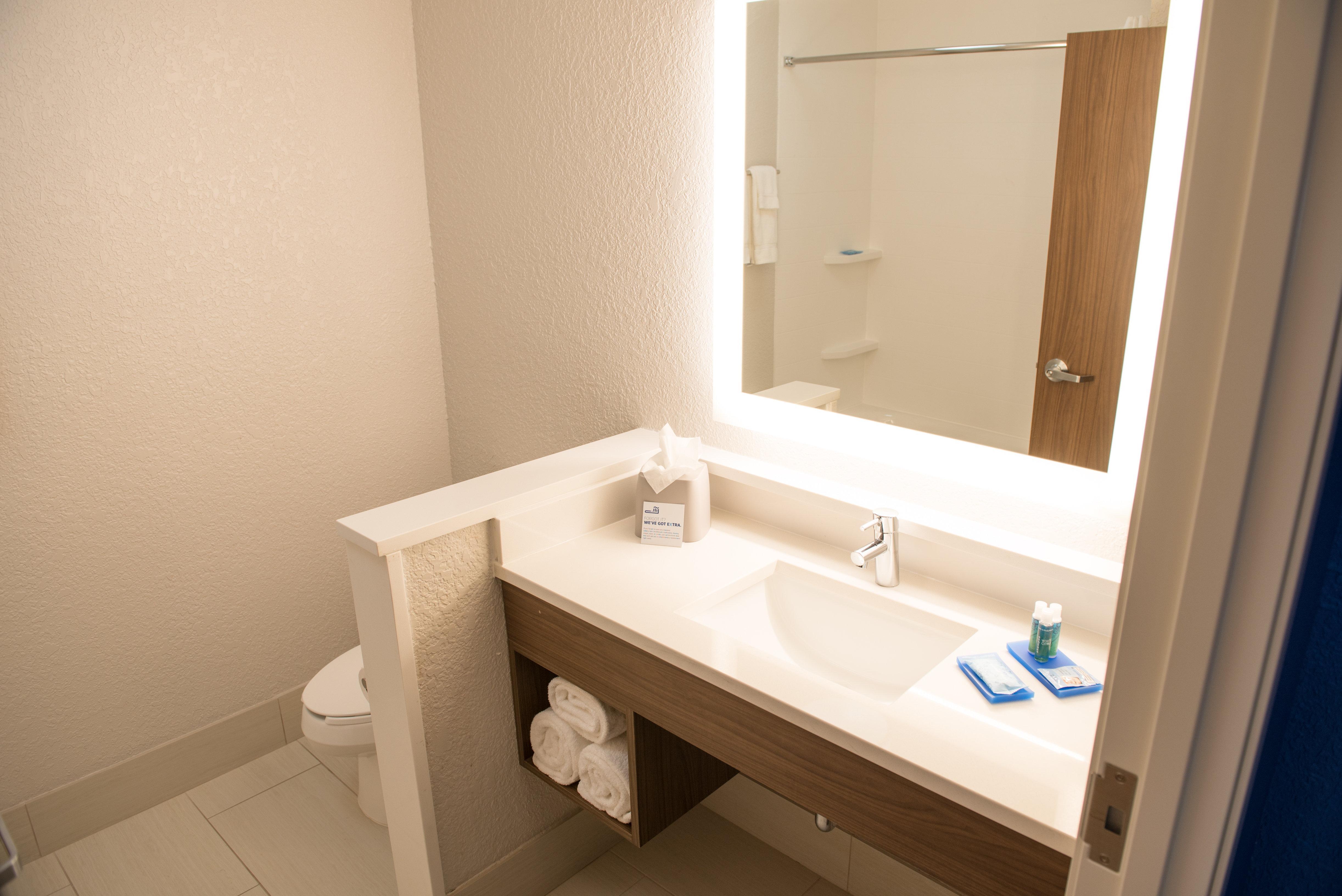 Express & - Wayne North By Ihg Hotel 3*