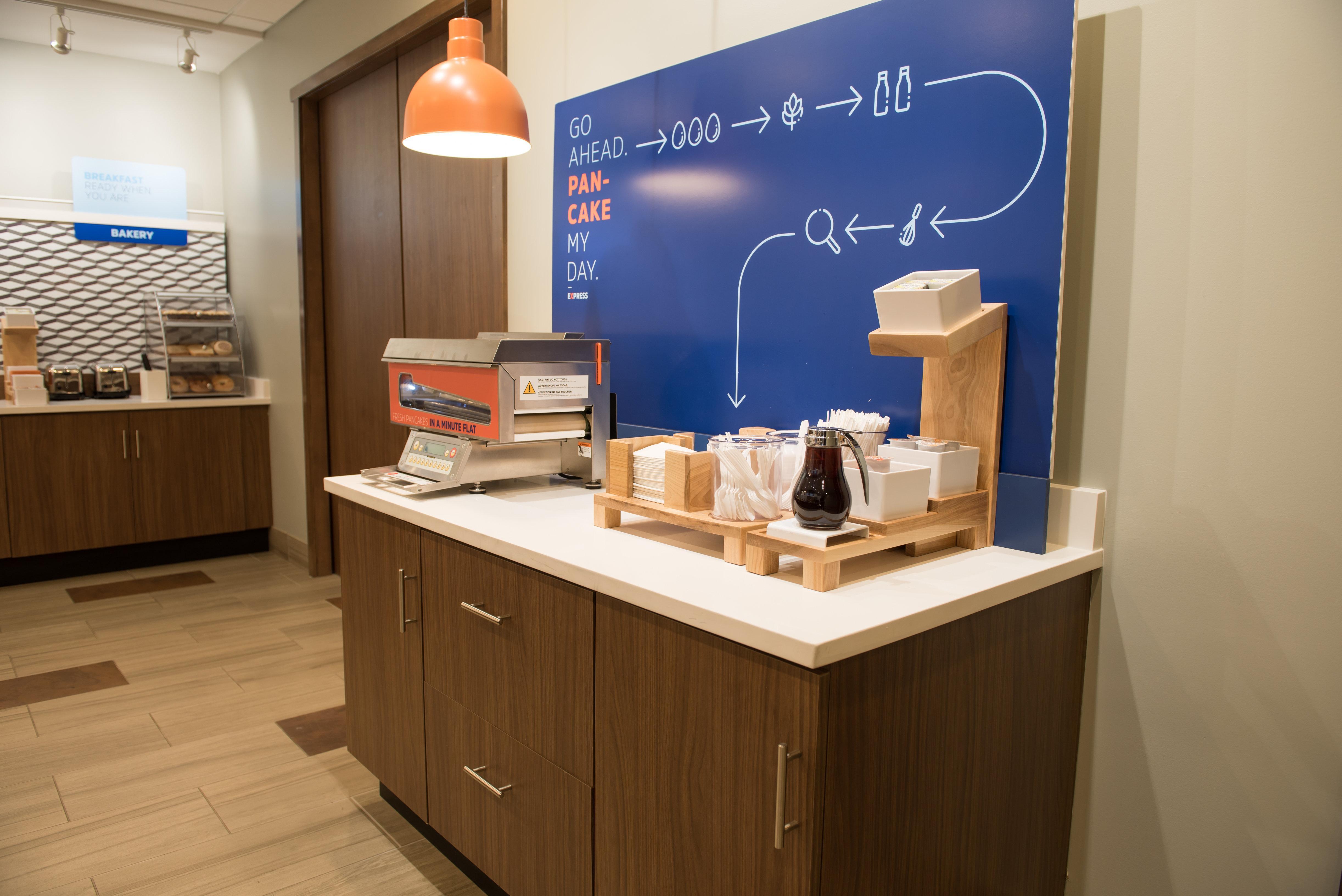 Hotel Express & - Wayne North By Ihg